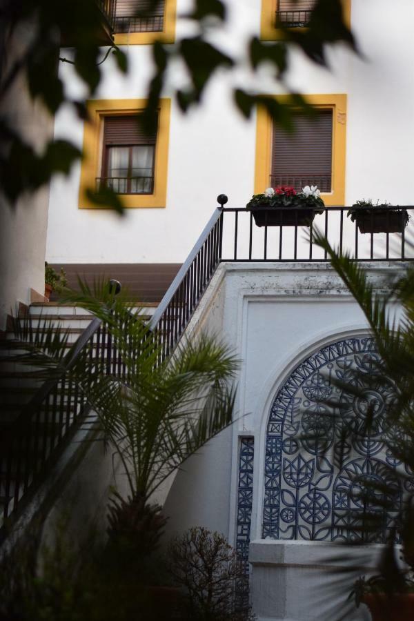 Apartamento Saravia Only Families กอร์โดบา ภายนอก รูปภาพ